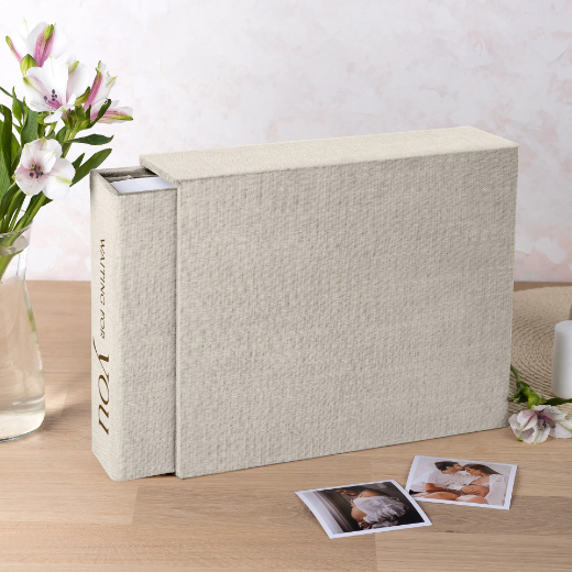 Picture of Linen Pregnancy Book 