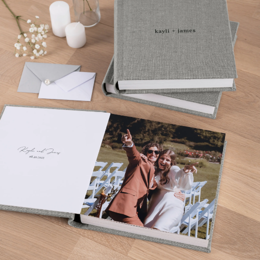Picture of Linen Lay Flat Photo Album, Size M (8x10", 8x12", 10x8", 12x8", 10x10", 12x12")