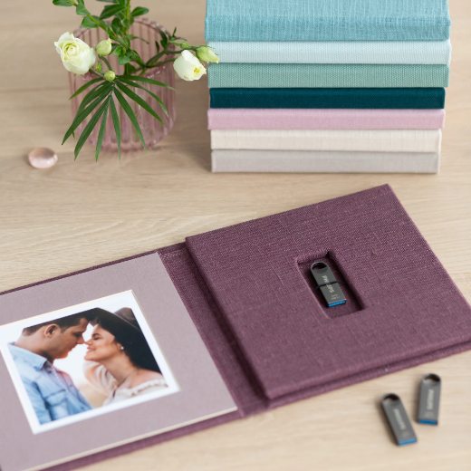 Picture of Linen USB Box