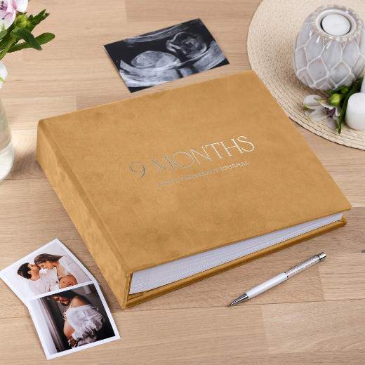 Picture of Velvet Pregnancy Book