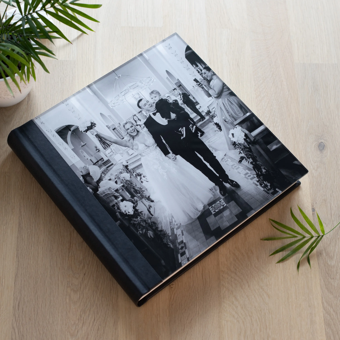 Picture of Leather Lay Flat Photo Album, Glass Cover, Size S (8x6", 8x8")
