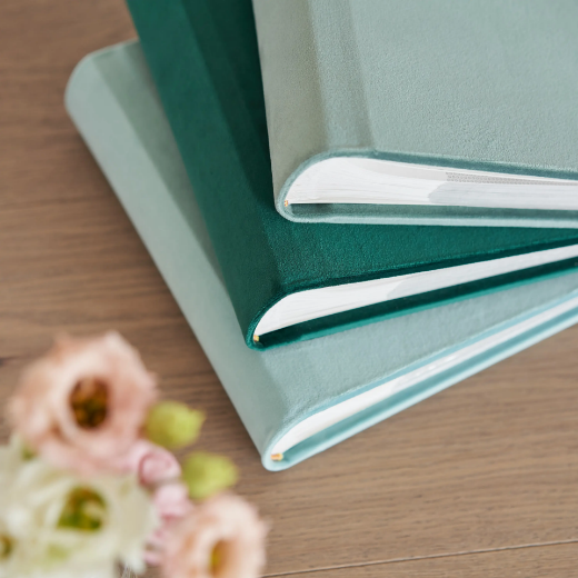 Picture of Velvet Slip In Photo Album for 200 4x6 or 5x7  Photos