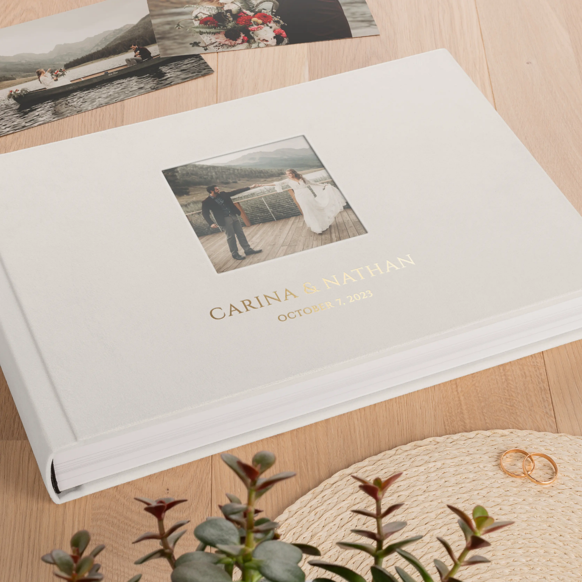 Picture of Velvet Lay Flat Photo Album, Photo Window, Size  L (15x10", 16x12", 18x12")