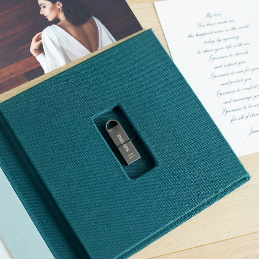 Picture of Linen USB Box