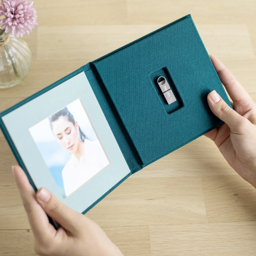 Picture of Linen USB Box