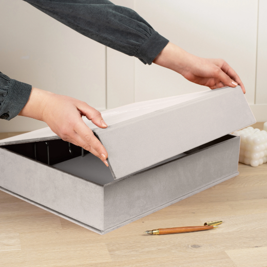 Picture of Velvet Ring Binder Box, #M62