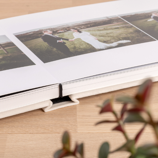 Picture of Velvet Lay Flat Photo Album, Size S (6x8", 8x6", 8x8")