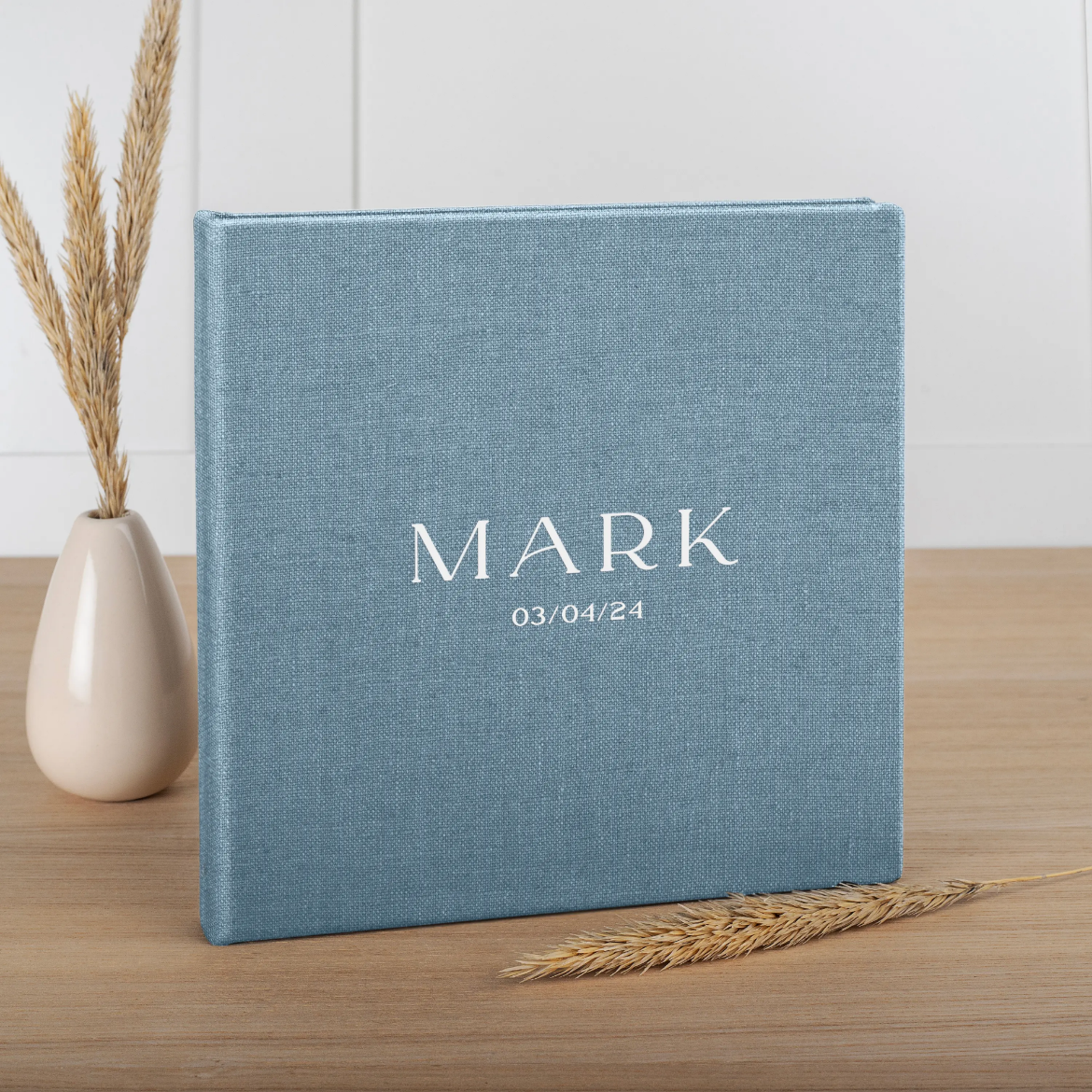 Picture of Linen Photo Book 8x8"