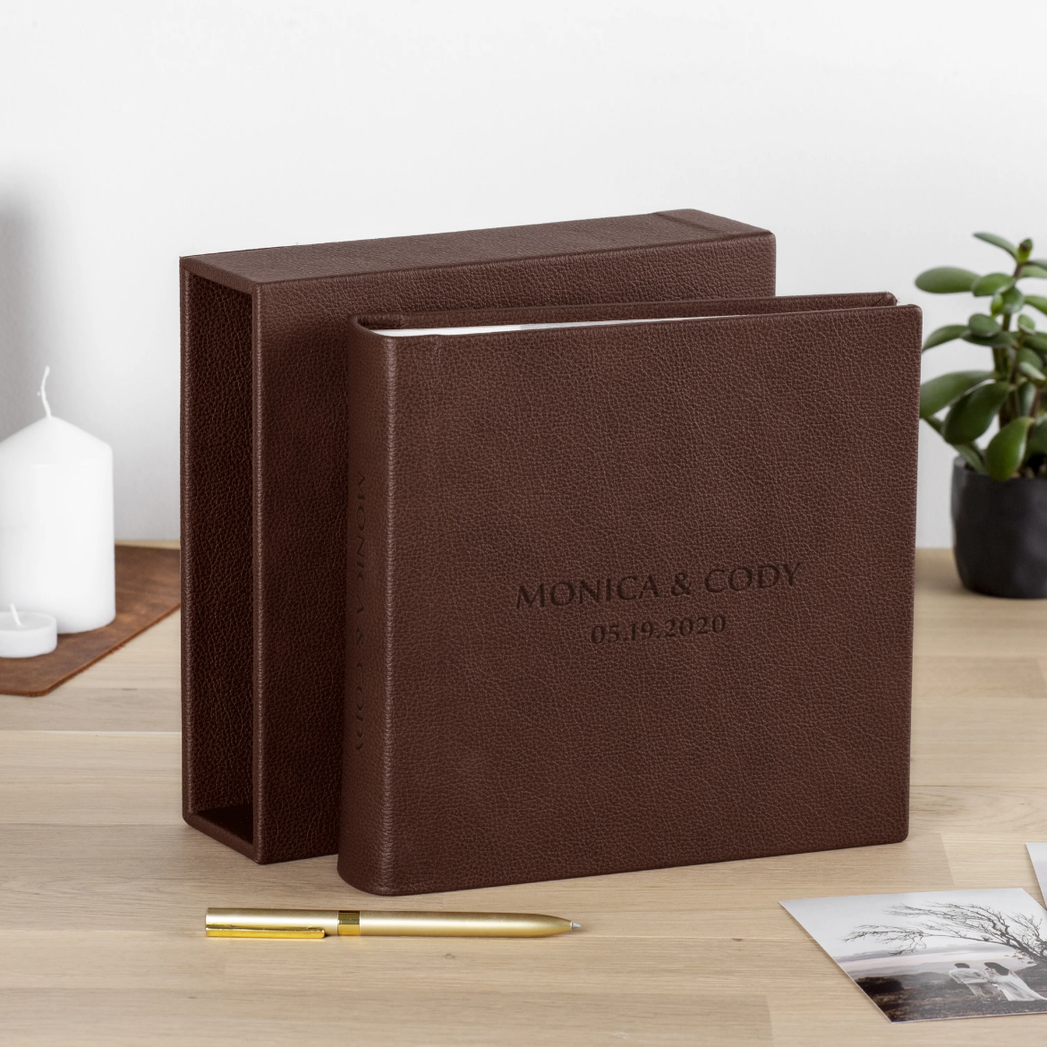 Picture of Leather Slip In Photo Album for 200 4x6 or 5x7 Photos