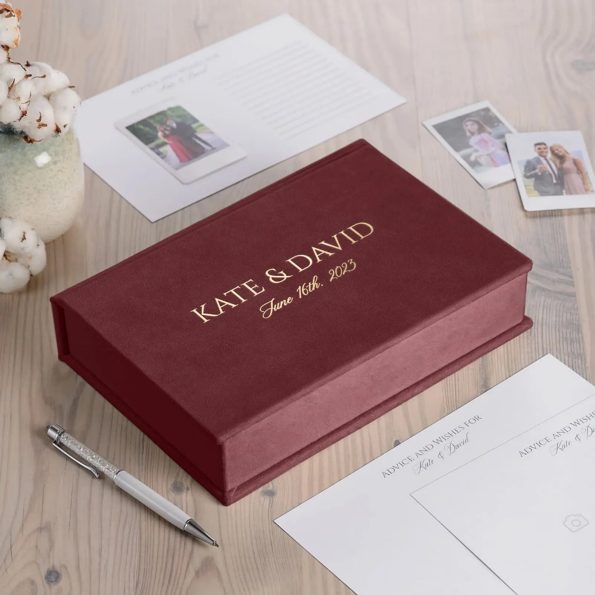 Picture of Velvet Box + Wedding Advice Cards