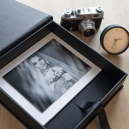 Picture of Leather Keepsake Box