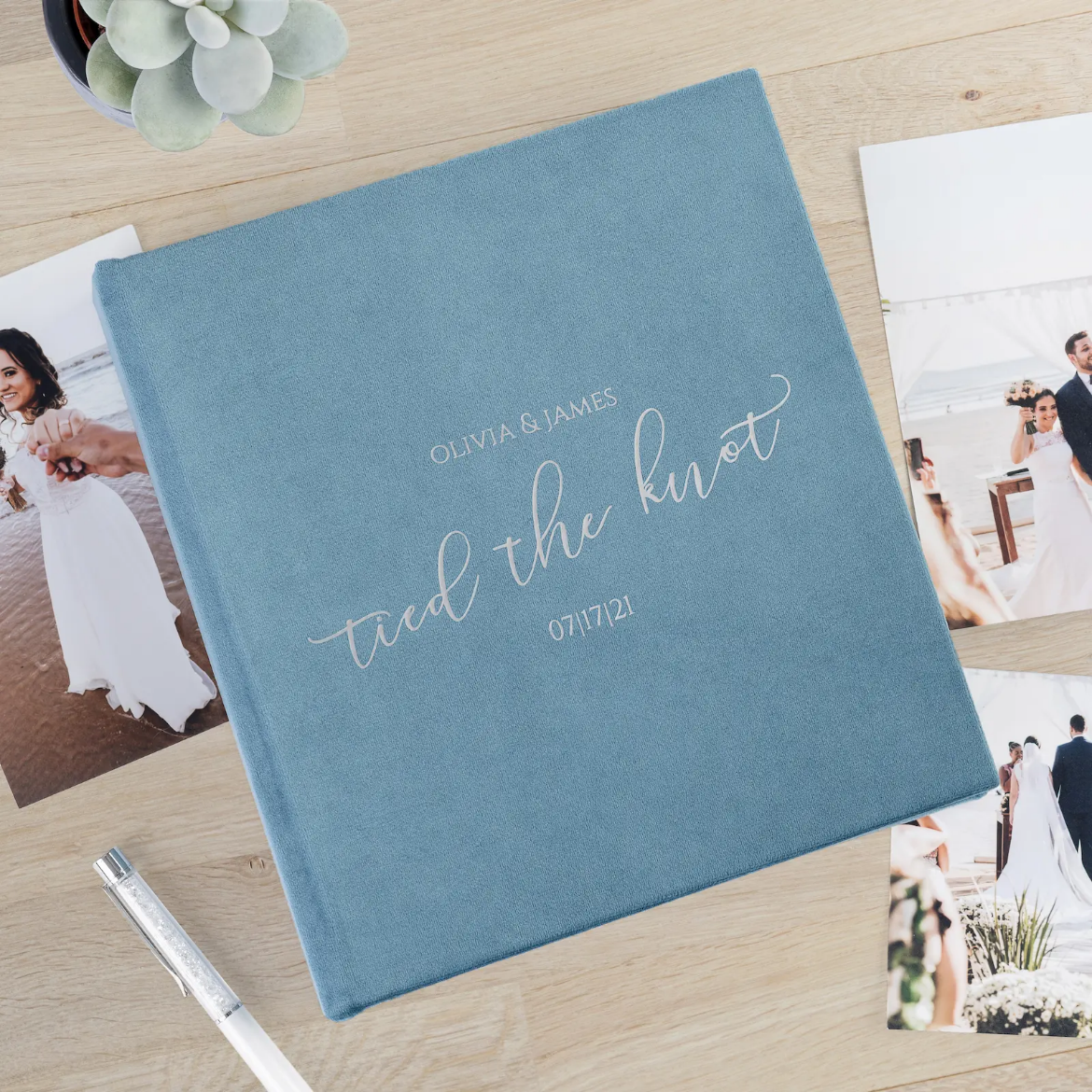 Picture of Velvet Slip In Photo Album for 40-400 4x6 or 5x7 Photos