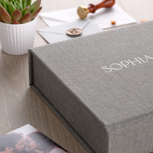 Picture of Linen Keepsake Box Magnet Closure