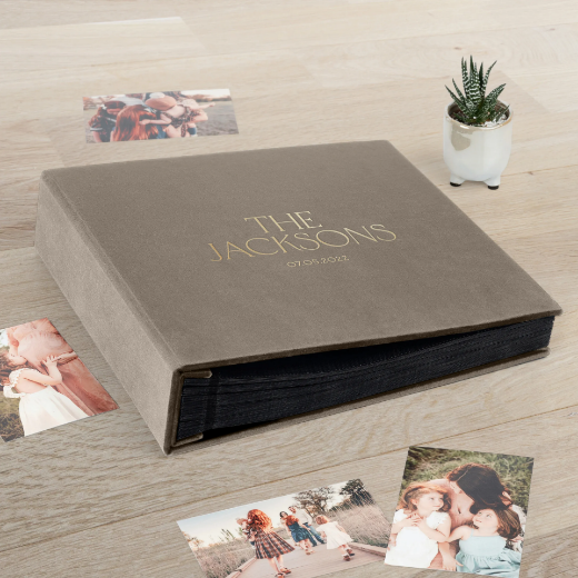 Picture of Velvet Slip In Photo Album for 120-1200 4x6 Photos, Design M27