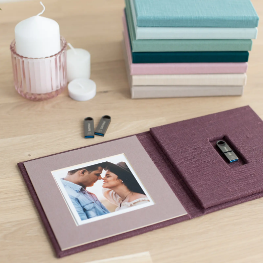 Picture of Linen USB Box