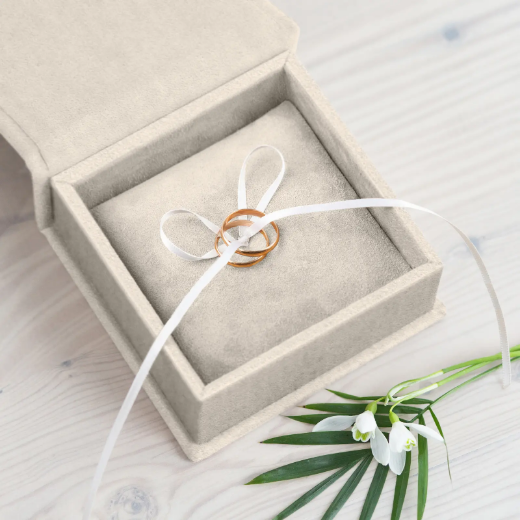 Picture of Suede Ring Bearer Box