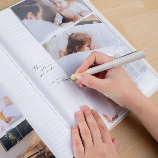 Picture of Linen Baby Slip In Photo Album for 300 4x6 Photos