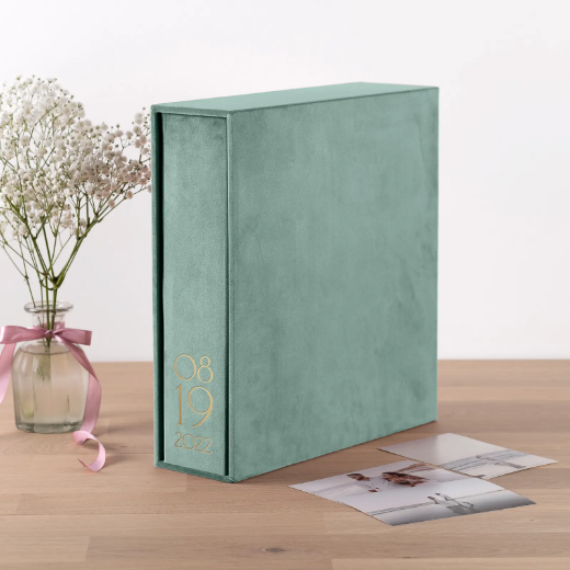 Picture of Velvet Slip In Photo Album for 100-1000 4x6 Photos, Design W106