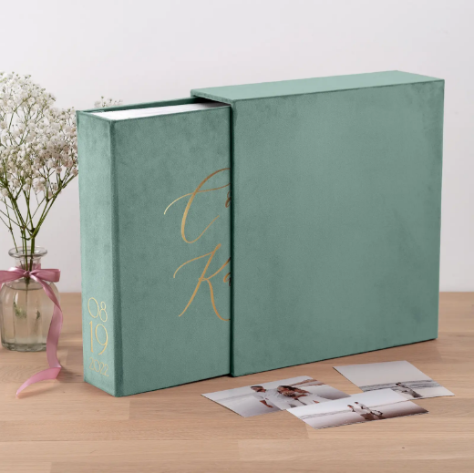 Picture of Velvet Slip In Photo Album for 100-1000 4x6 Photos, Design W106