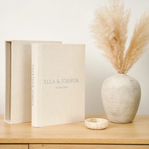 Picture of Linen Slip In Photo Album for 300 4x6 Photos