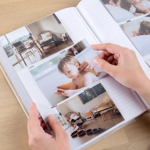 Picture of Velvet Photo Album with Sleeves for 300 4x6 Photos