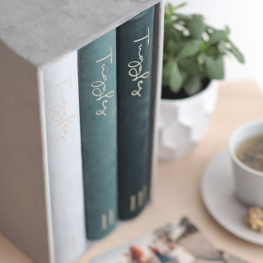 Picture of Velvet Slip In Photo Album for 300 4x6 Photos