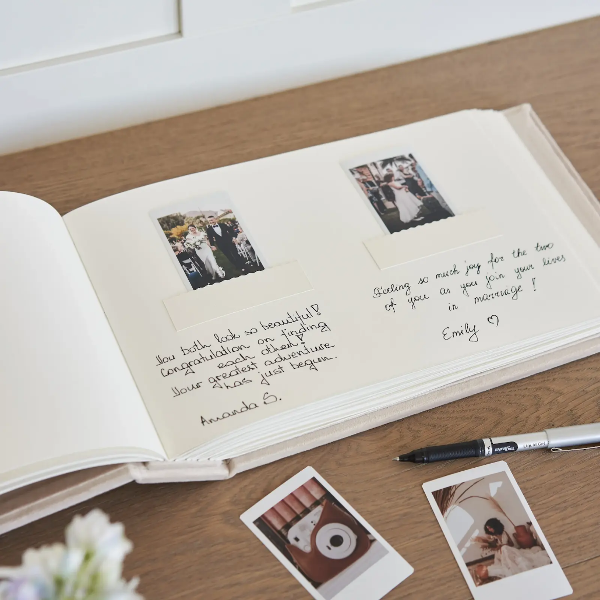 Picture of Velvet Wedding Guest Book