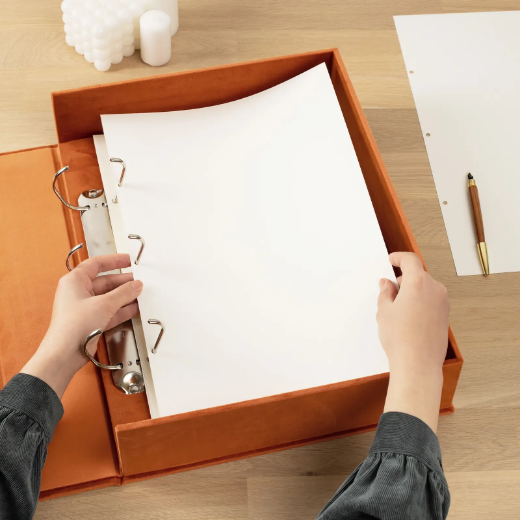 Picture of Velvet Ring Binder Box