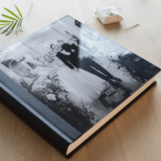 Picture of Leather Lay Flat Photo Album, Glass Cover