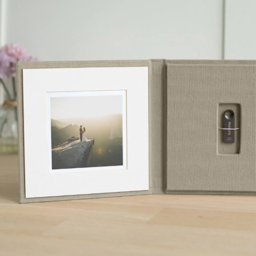 Picture of Cotton USB Box