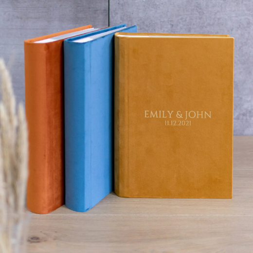 Picture of Velvet Photo Album with Sleeves for 300 4x6 Photos