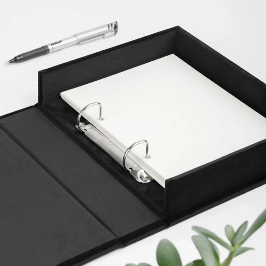 Picture of Velvet Ring Binder Box