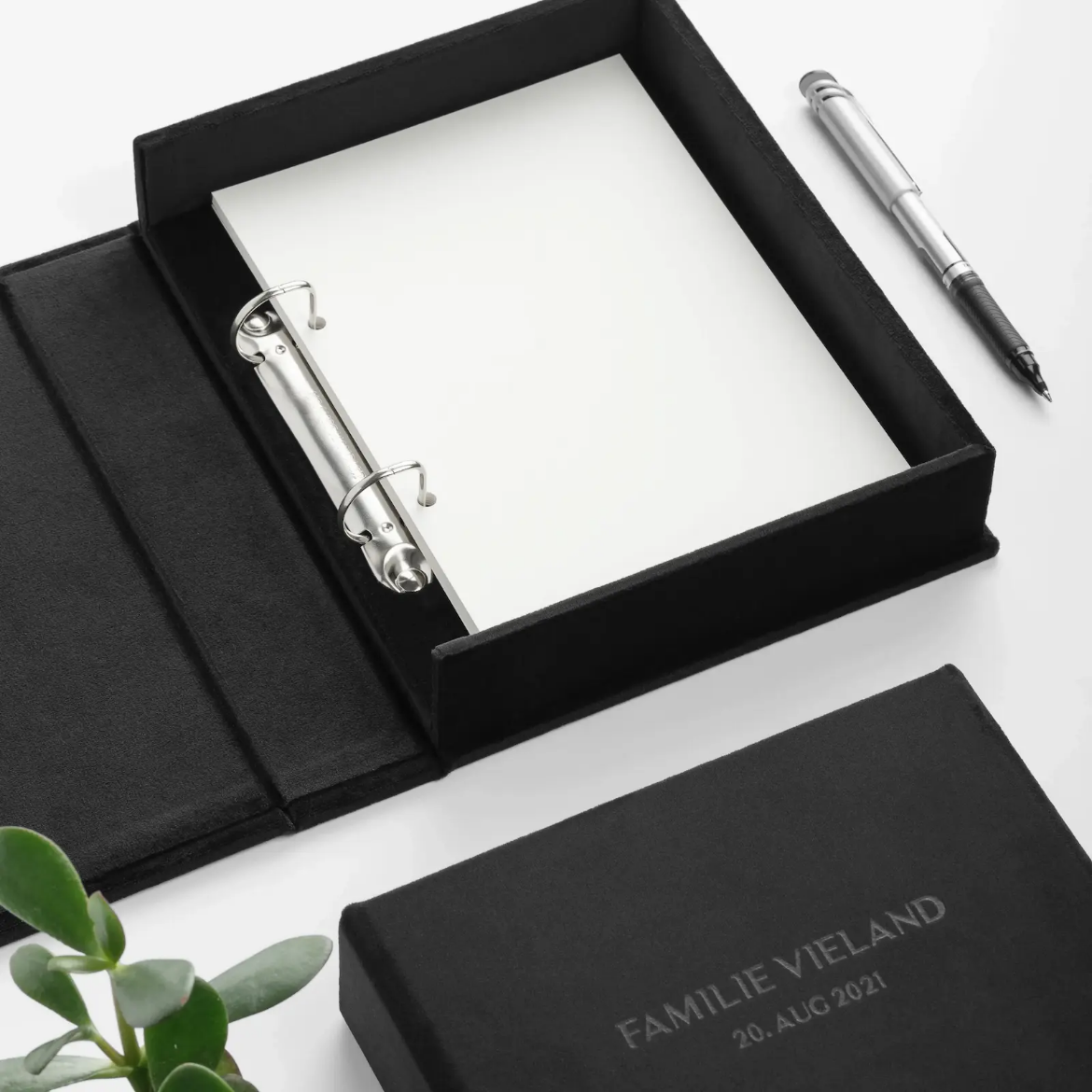 Picture of Velvet Ring Binder Box