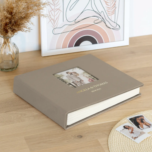 Picture of Velvet Wedding Guest Book