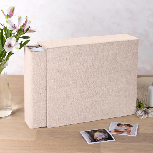 Picture of Linen Pregnancy Book, Design P16