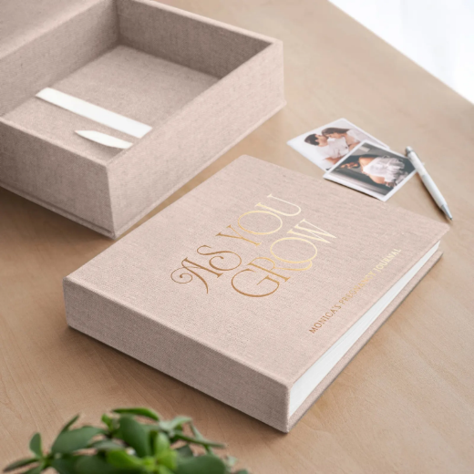 Picture of Linen Pregnancy Book, Design P16