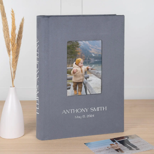 Picture of Velvet Slip In Baby Photo Album for 300 4x6 Photos, Photo Window