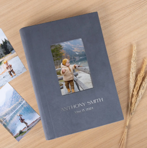 Picture of Velvet Slip In Baby Photo Album for 300 4x6 Photos, Photo Window