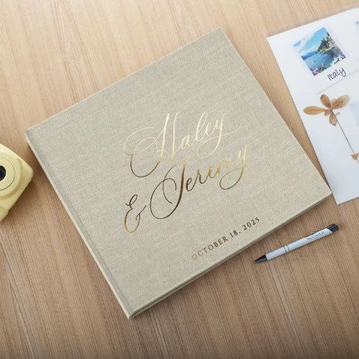 Picture of Linen Screw-Bound Scrapbook 12x12"