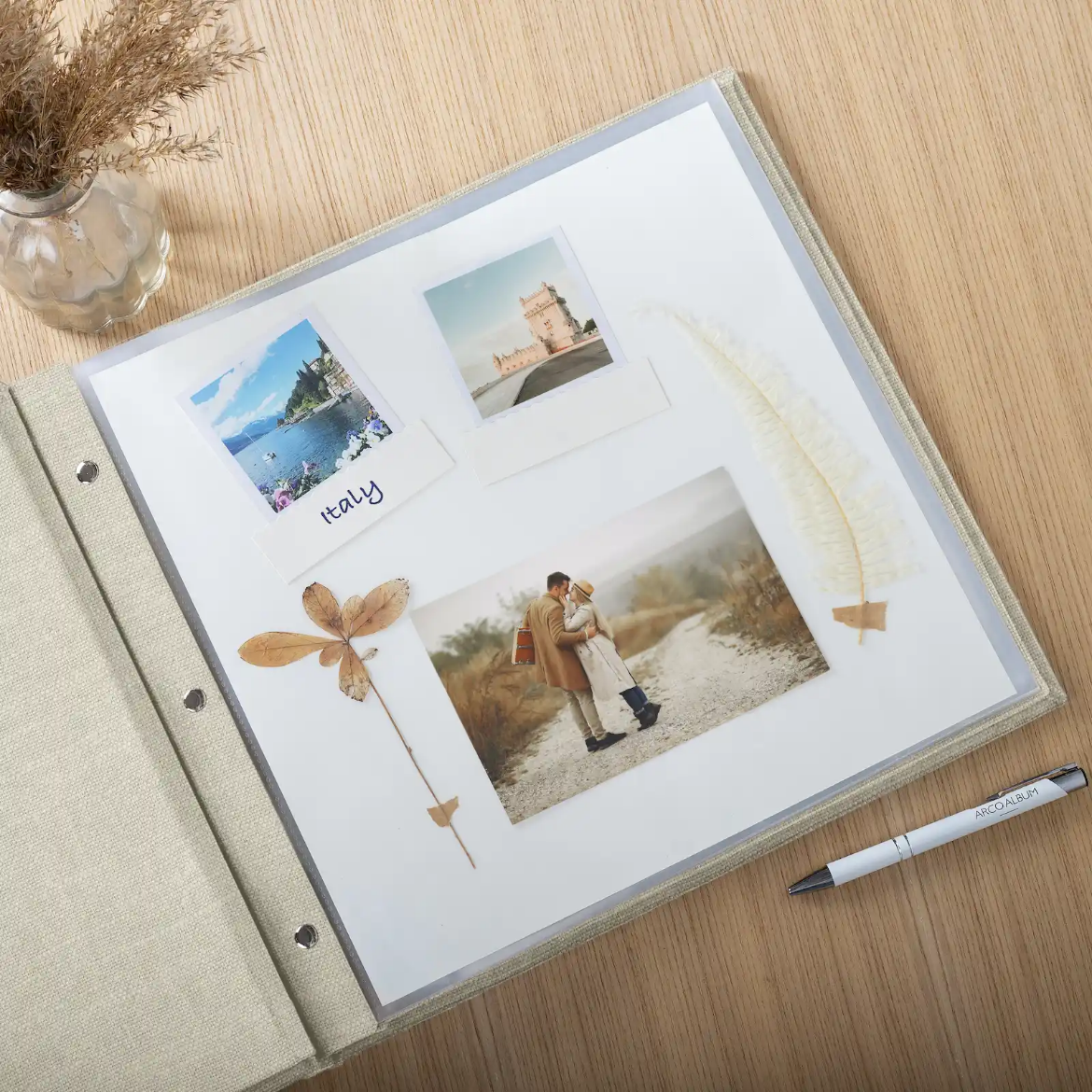 Picture of Linen Screw-Bound Scrapbook 12x12"